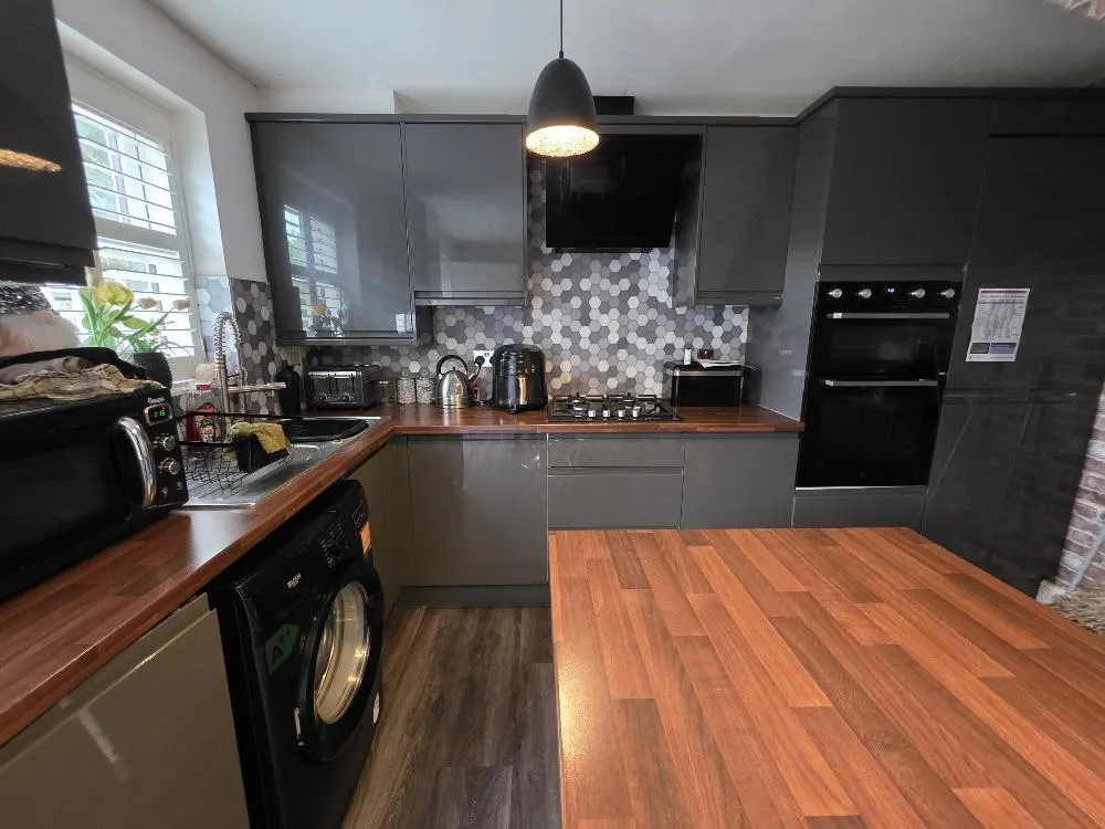 Marquis Drive, Heald Green, photo 2