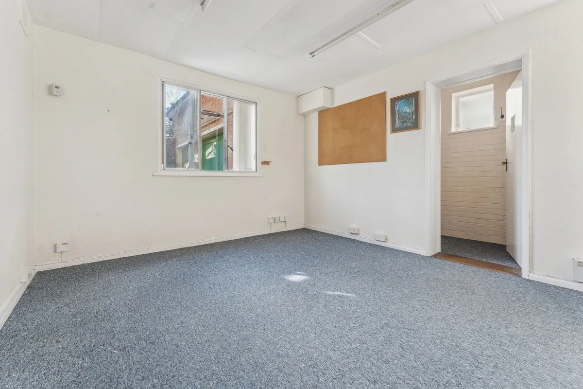 Kidmore Lane, Sonning Common, RG4, photo 21
