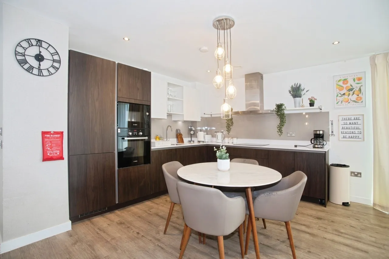 15 Middlewood Street, SALFORD, Lancashire, M5, photo 6