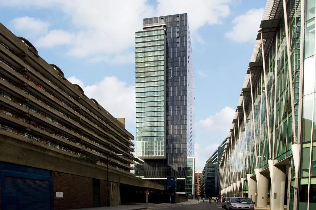 The Heron, London, EC2Y, photo 4