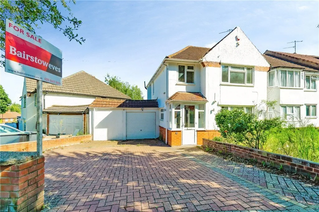3 bed house for sale — Foxearth Road, South Croydon, CR2
