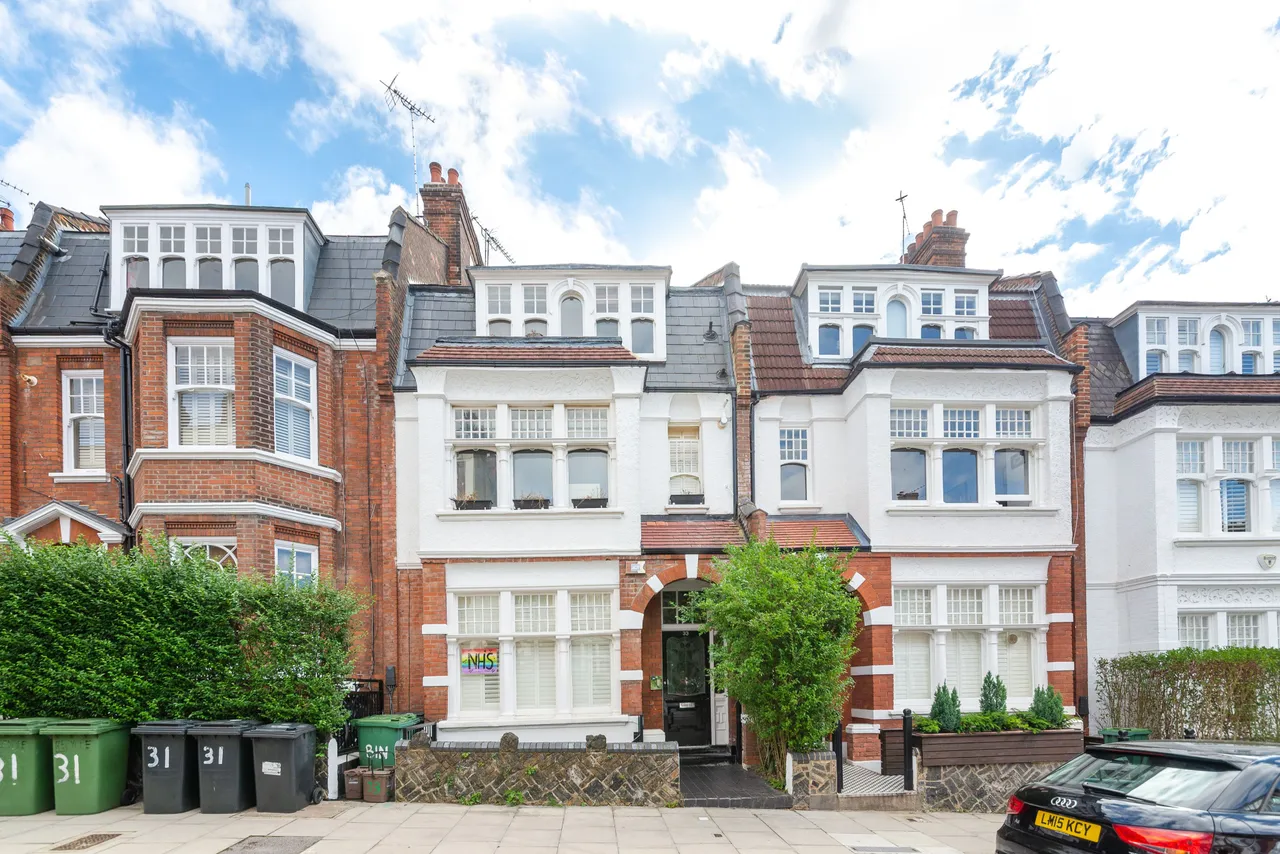 1 bed flat for sale, London, NW3