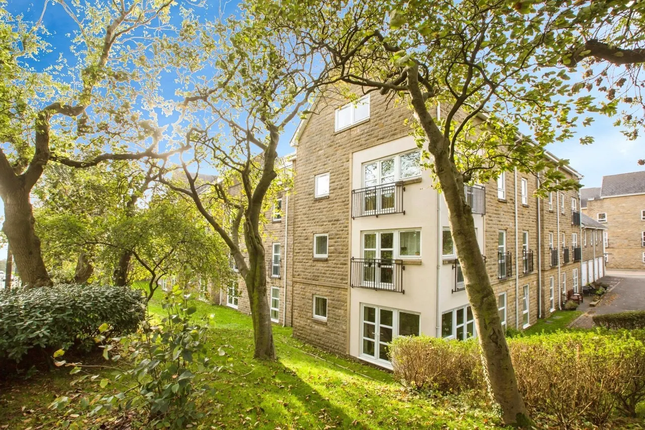 Albert Promenade, Halifax, West Yorkshire, HX3, photo 6