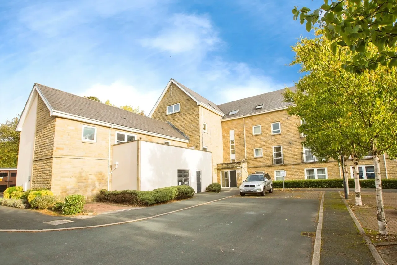Albert Promenade, Halifax, West Yorkshire, HX3, photo 12