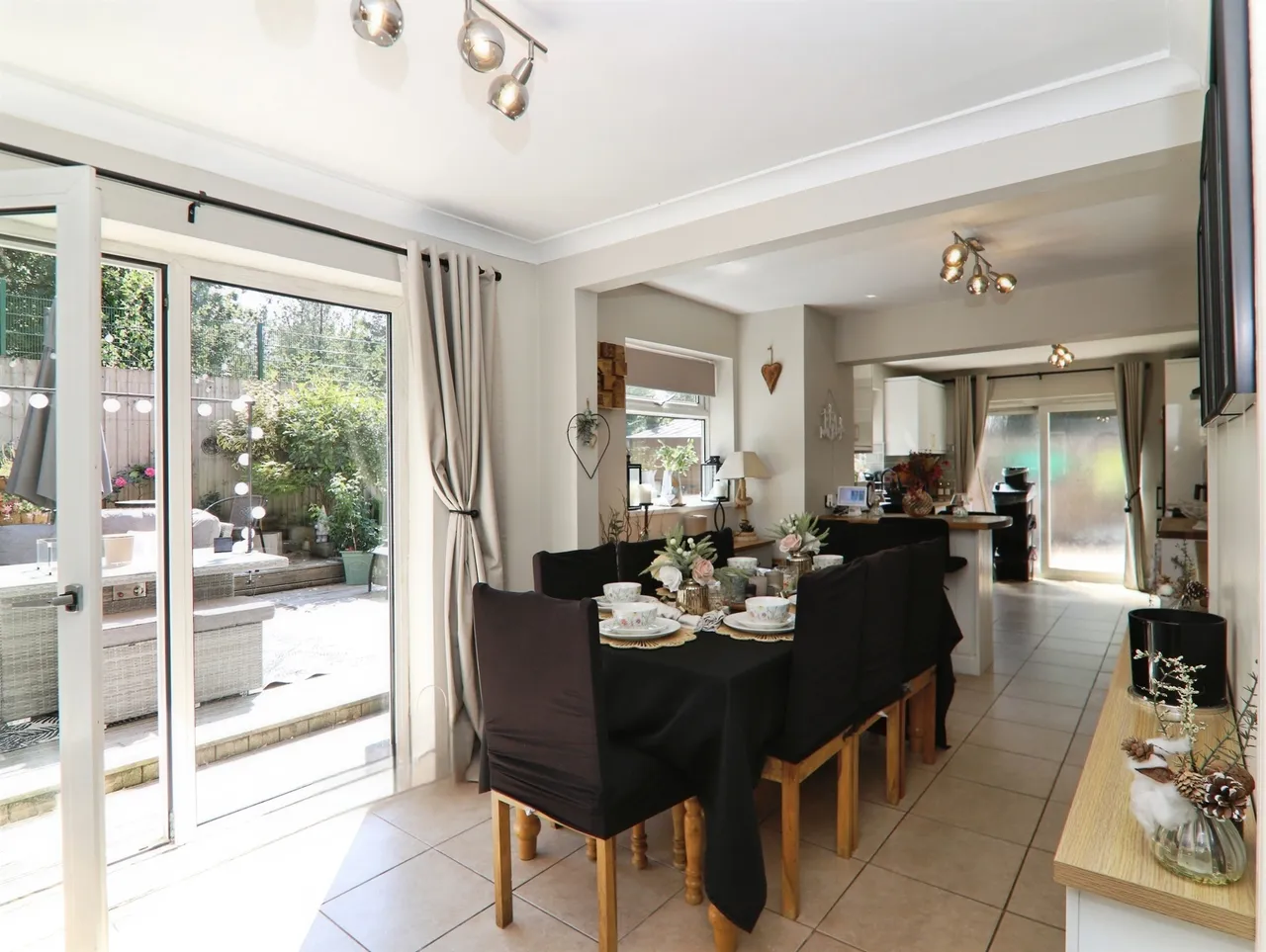 Clos Leland Pontyclun, CF72, photo 10