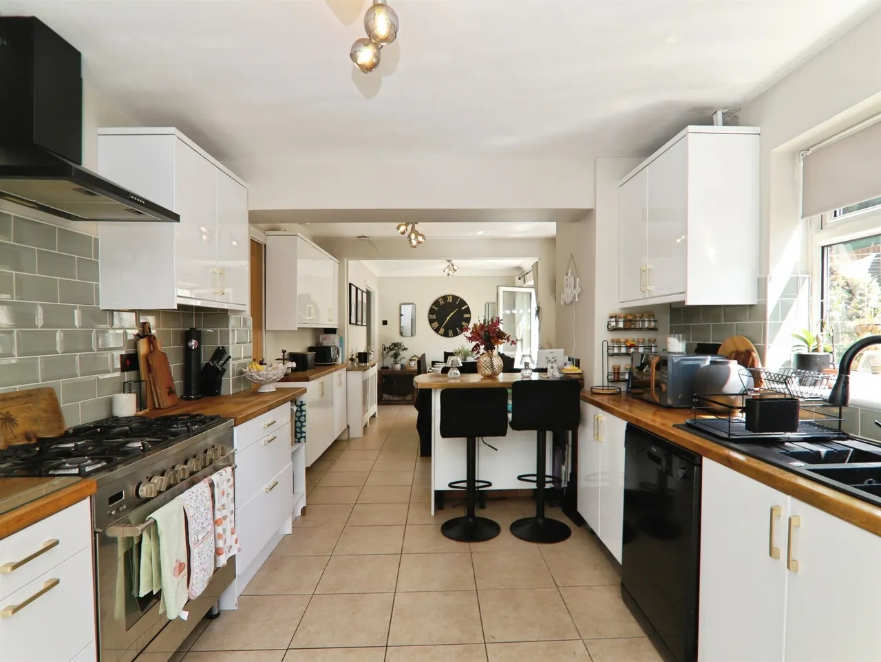 Clos Leland Pontyclun, CF72, photo 8