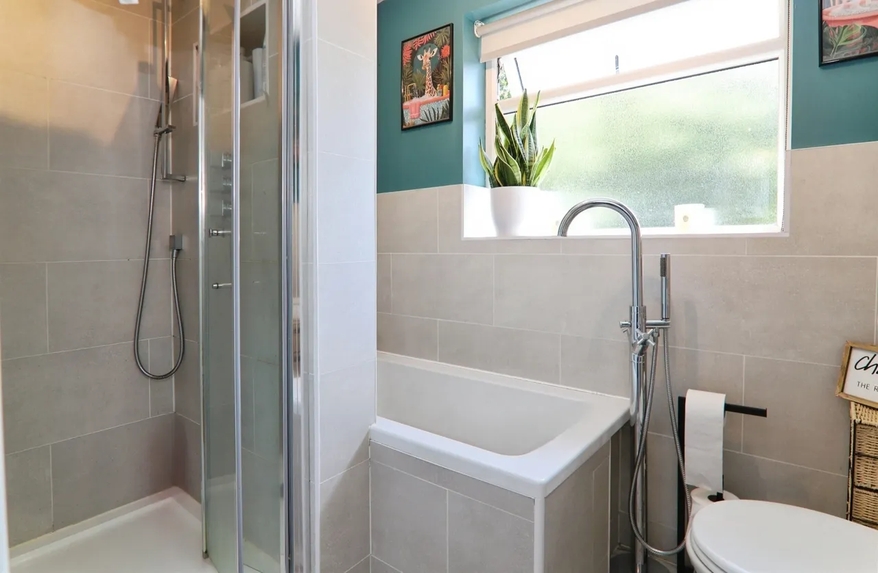 Clos Leland Pontyclun, CF72, photo 16