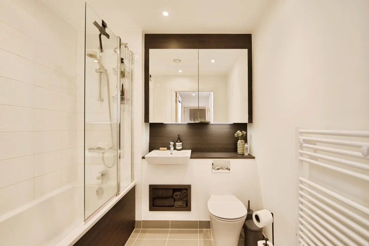 Thunderer Street, Upton Park, London, E13, photo 11