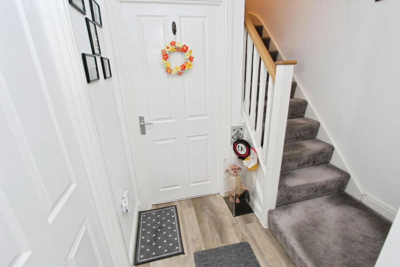 Hollis Close, Stapleford, NG9, photo 9