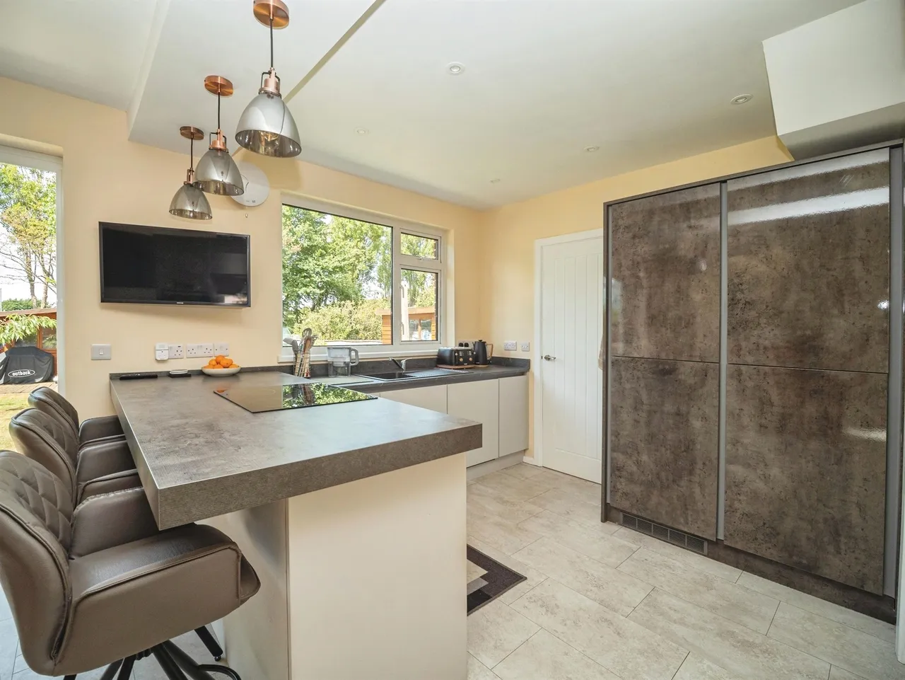 Raymond Road, Weymouth, DT4, photo 2