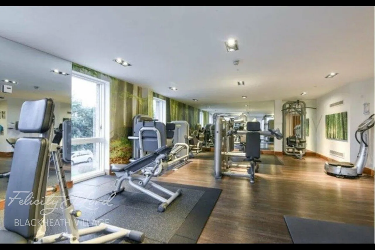 Handley Drive, London, SE3, photo 11