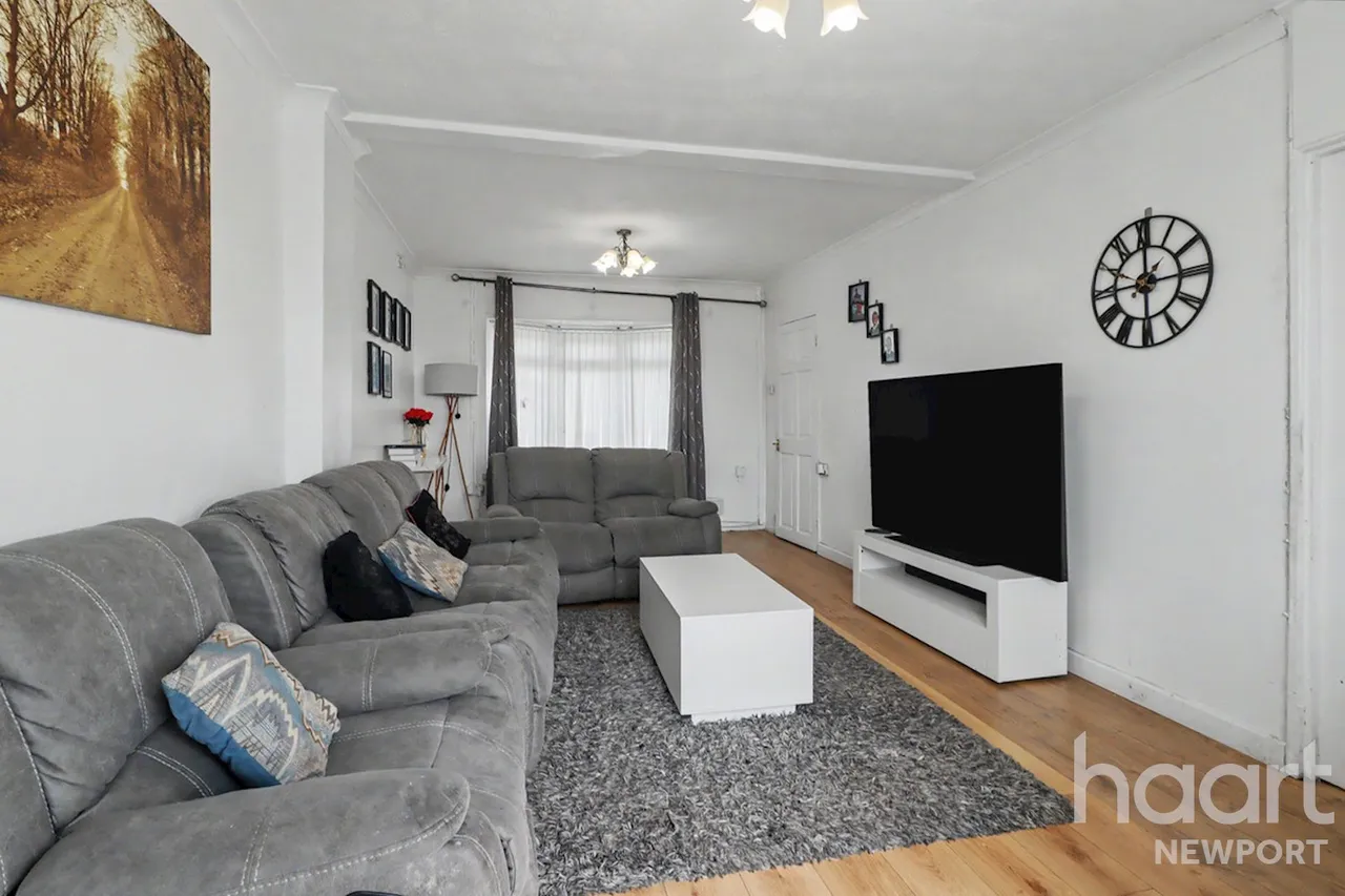 Walford Davies Drive, Newport, NP19, photo 5