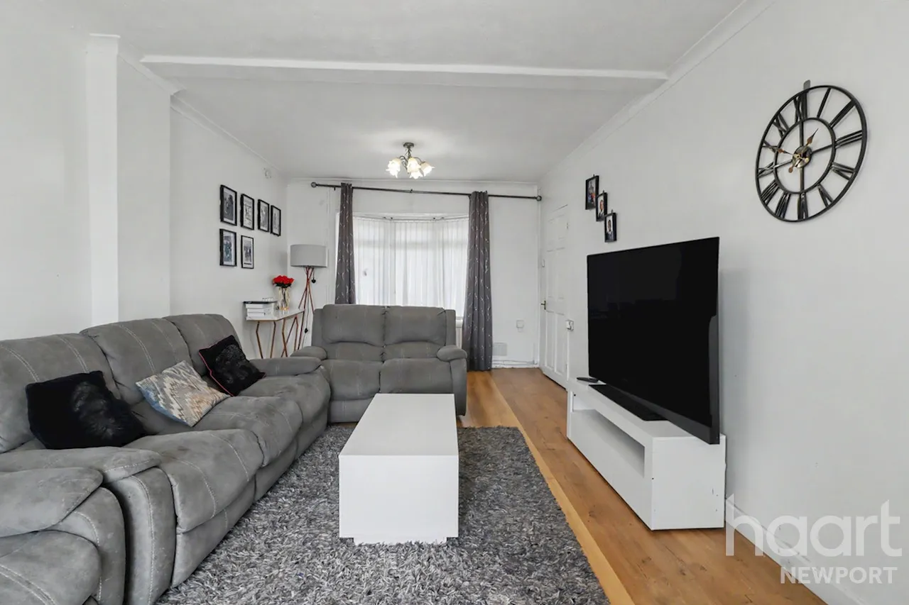 Walford Davies Drive, Newport, NP19, photo 2