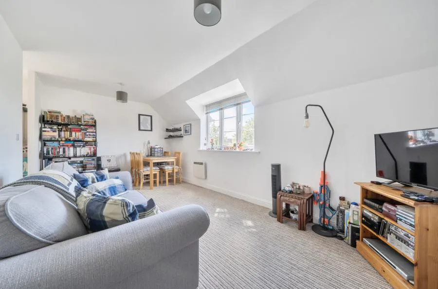Harvest Way, Witney, OX28, photo 2