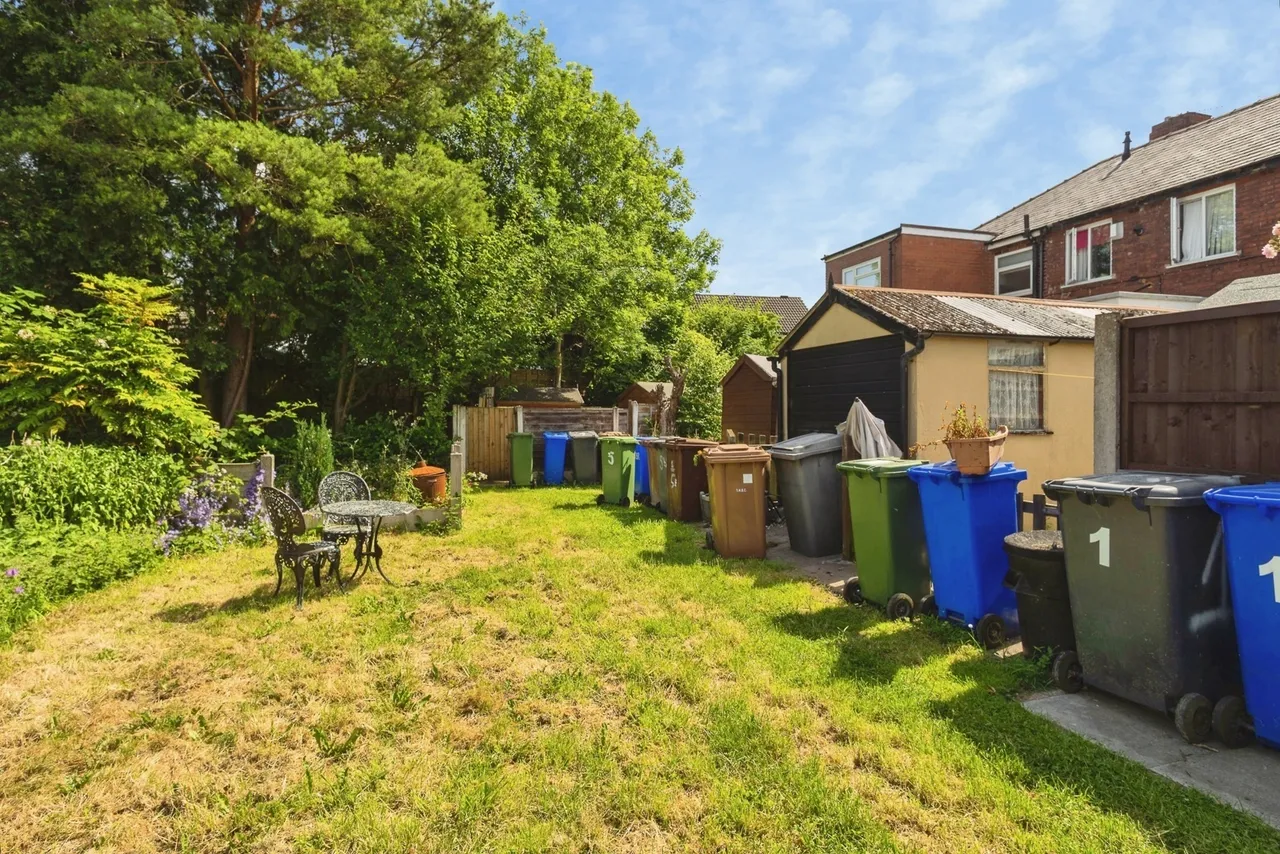 Brookside Avenue, Droylsden, Manchester, Greater Manchester, M43, photo 18