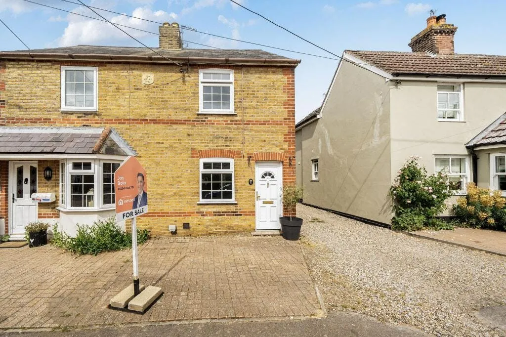 2 bed house for sale — Churchfields, West Mersea, CO5