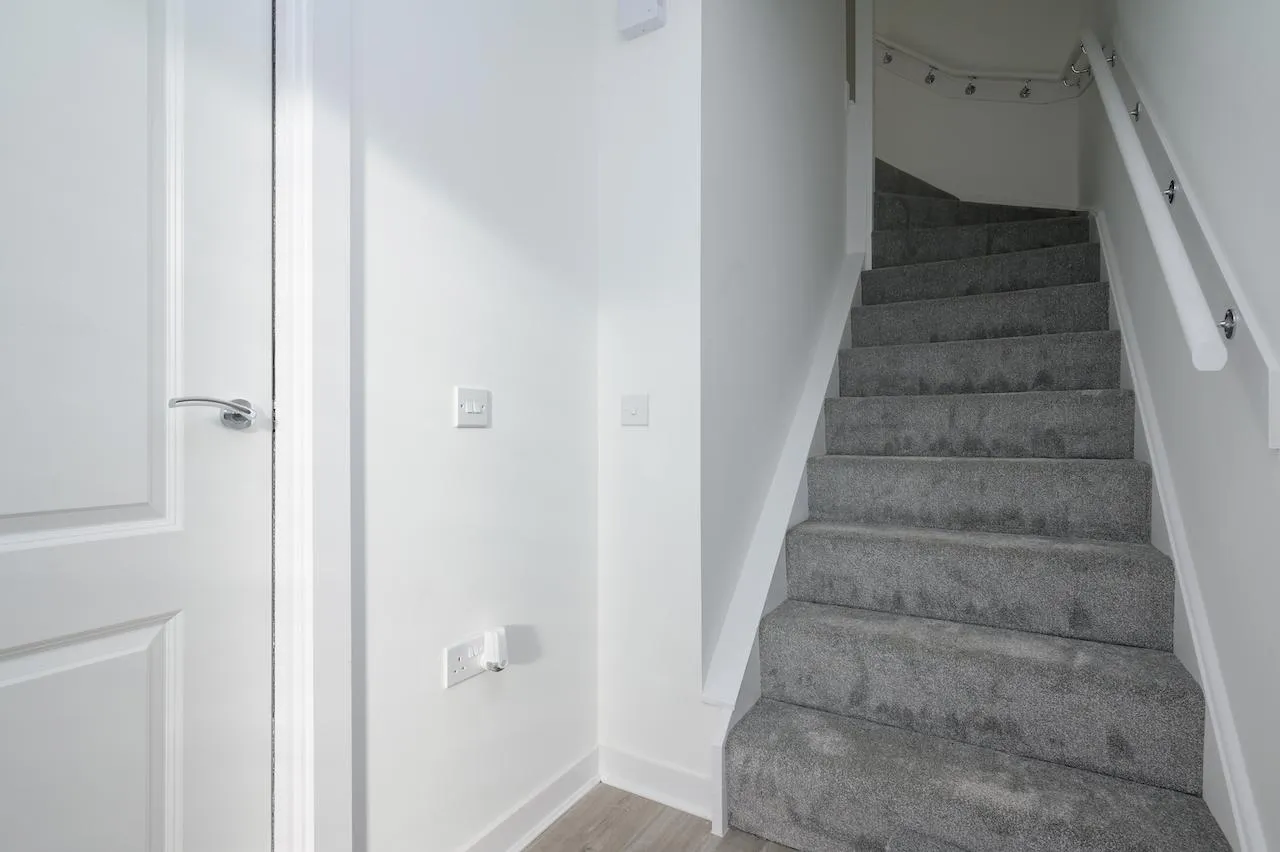Lakeview Grove, Stepps, G33 1FU, photo 11