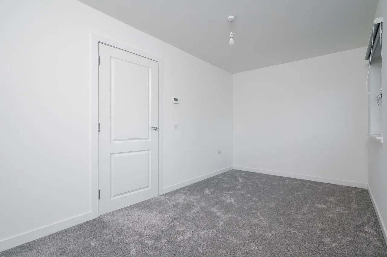 Lakeview Grove, Stepps, G33 1FU, photo 13