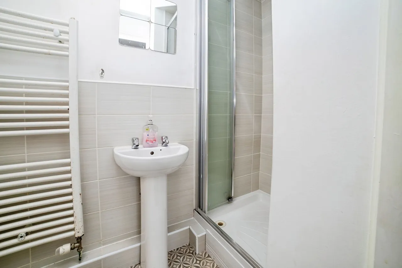 Brandon Walk, SUTTON-IN-ASHFIELD, Nottinghamshire, NG17, photo 11