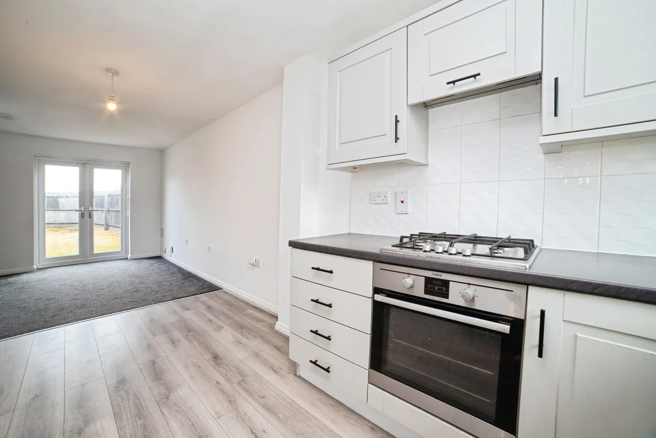 Brandon Walk, SUTTON-IN-ASHFIELD, Nottinghamshire, NG17, photo 2