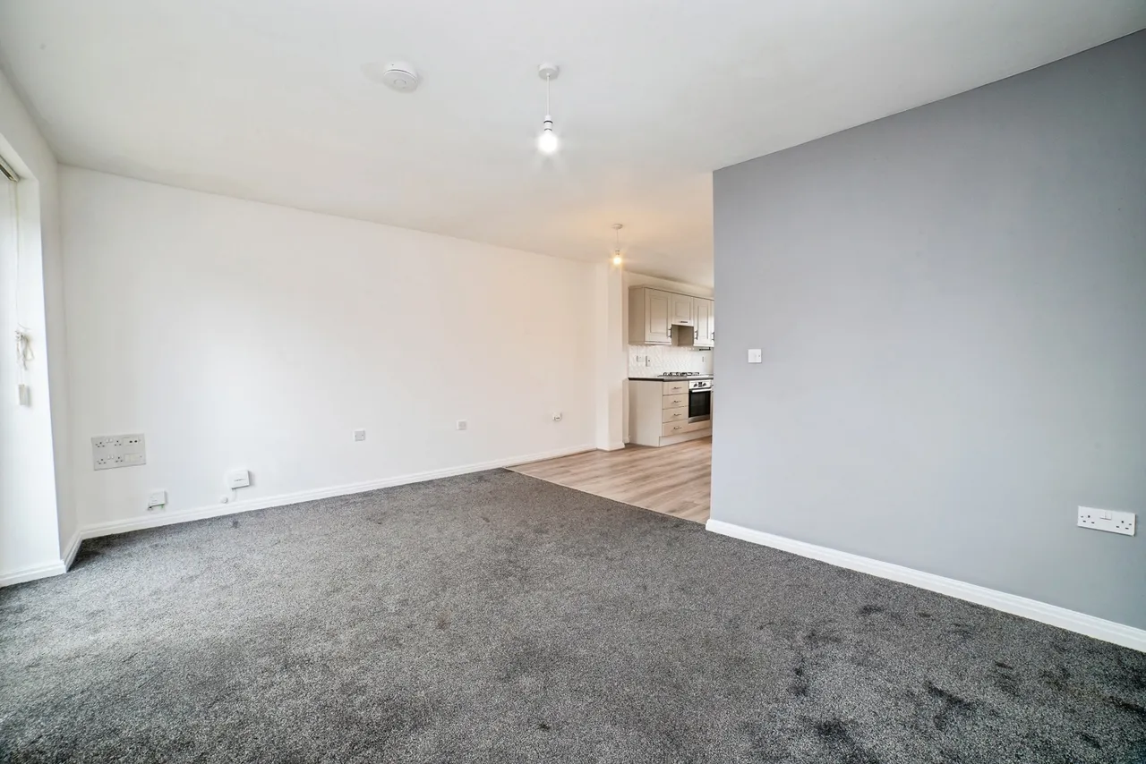 Brandon Walk, SUTTON-IN-ASHFIELD, Nottinghamshire, NG17, photo 6