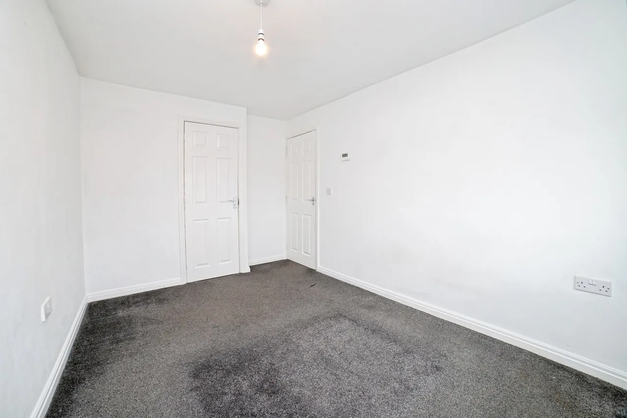 Brandon Walk, SUTTON-IN-ASHFIELD, Nottinghamshire, NG17, photo 8