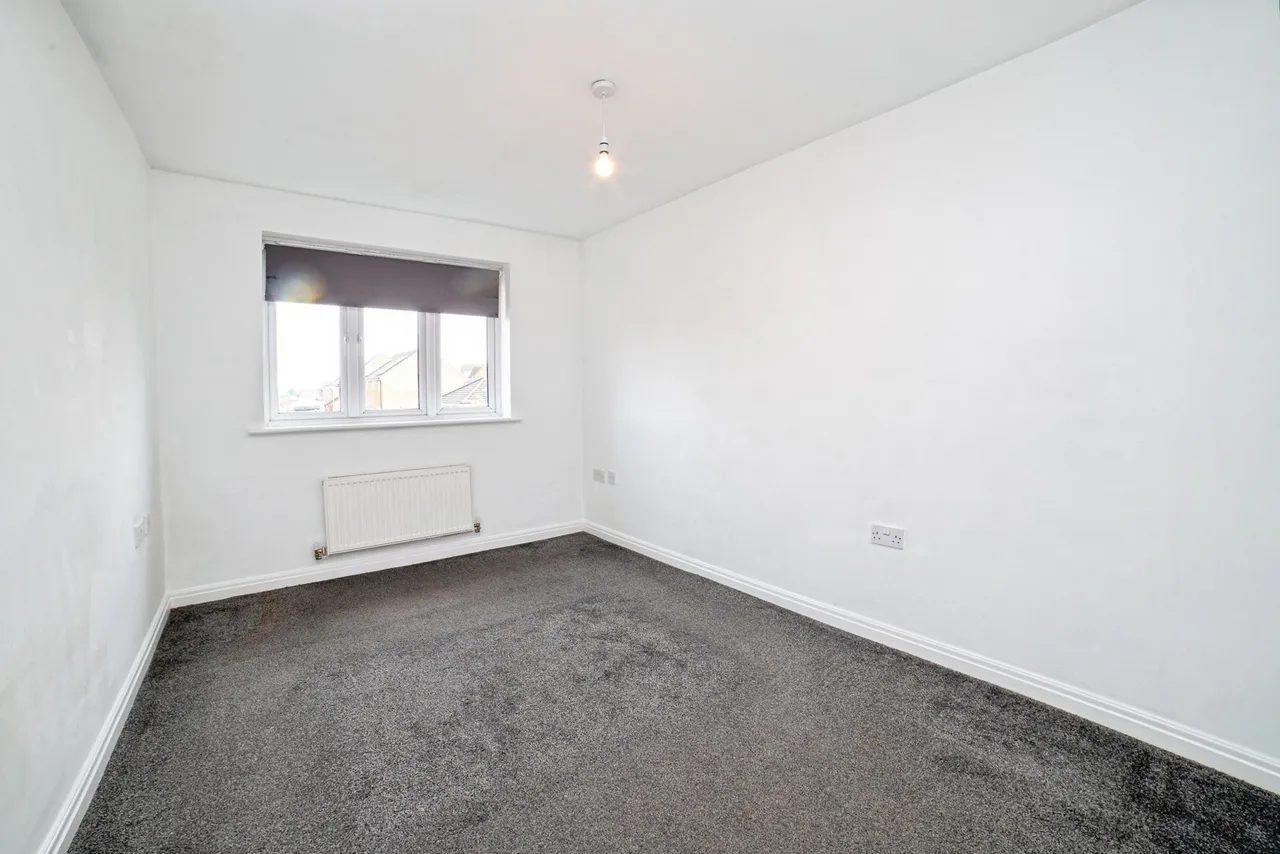 Brandon Walk, SUTTON-IN-ASHFIELD, Nottinghamshire, NG17, photo 13