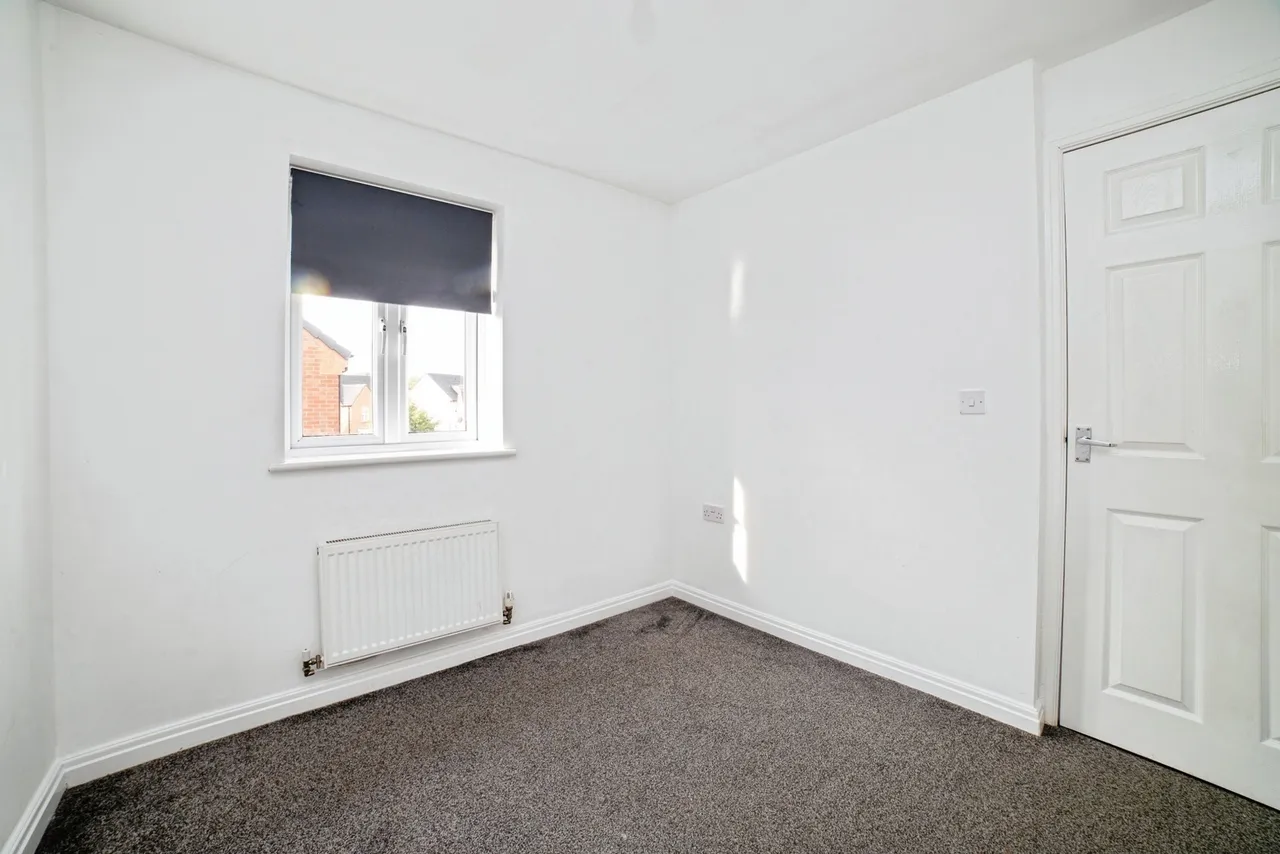 Brandon Walk, SUTTON-IN-ASHFIELD, Nottinghamshire, NG17, photo 9