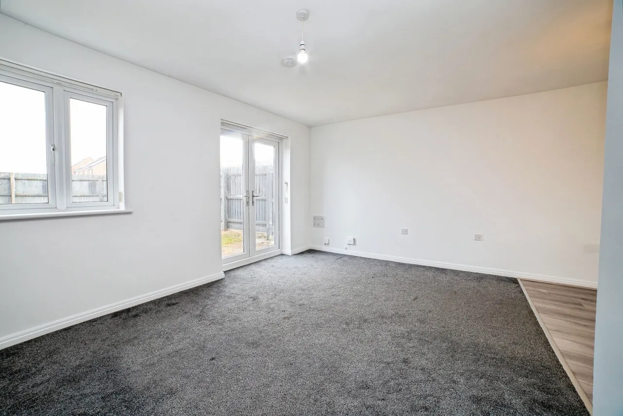 Brandon Walk, SUTTON-IN-ASHFIELD, Nottinghamshire, NG17, photo 5