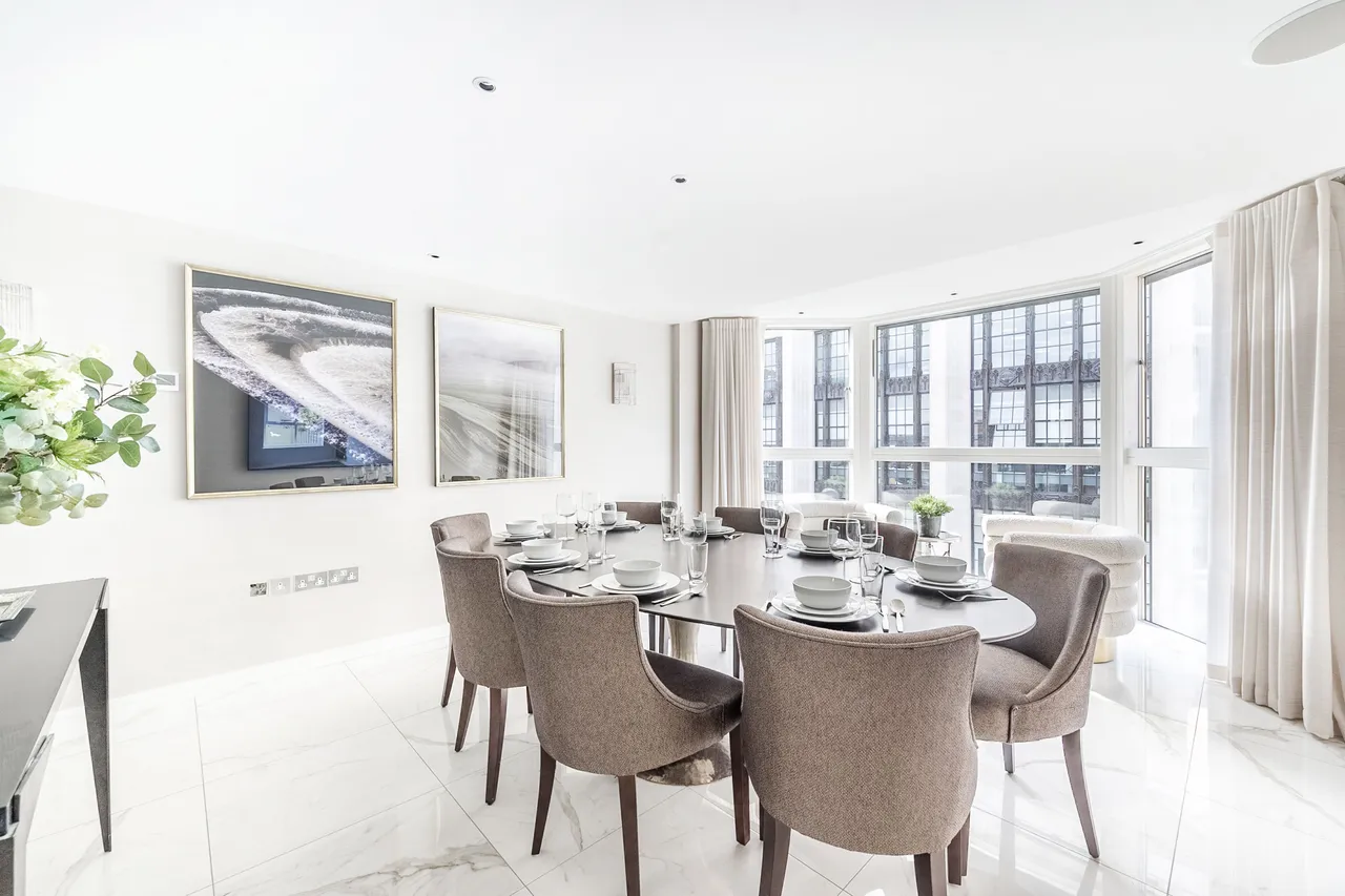 Flat 11, Imperial House, 11-13 Young Street, London, photo 2