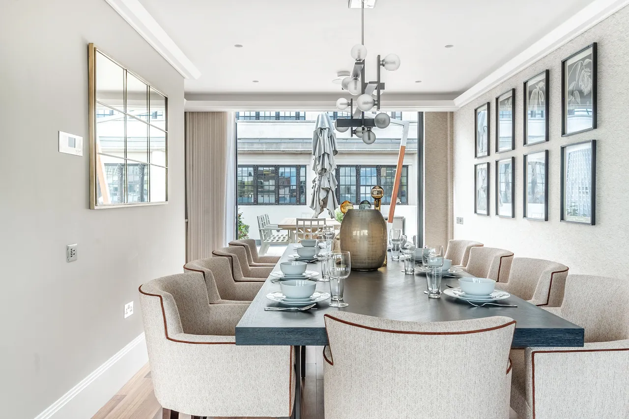Flat 11, Imperial House, 11-13 Young Street, London, photo 8
