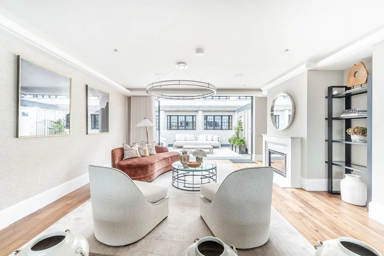 Flat 11, Imperial House, 11-13 Young Street, London, photo 3