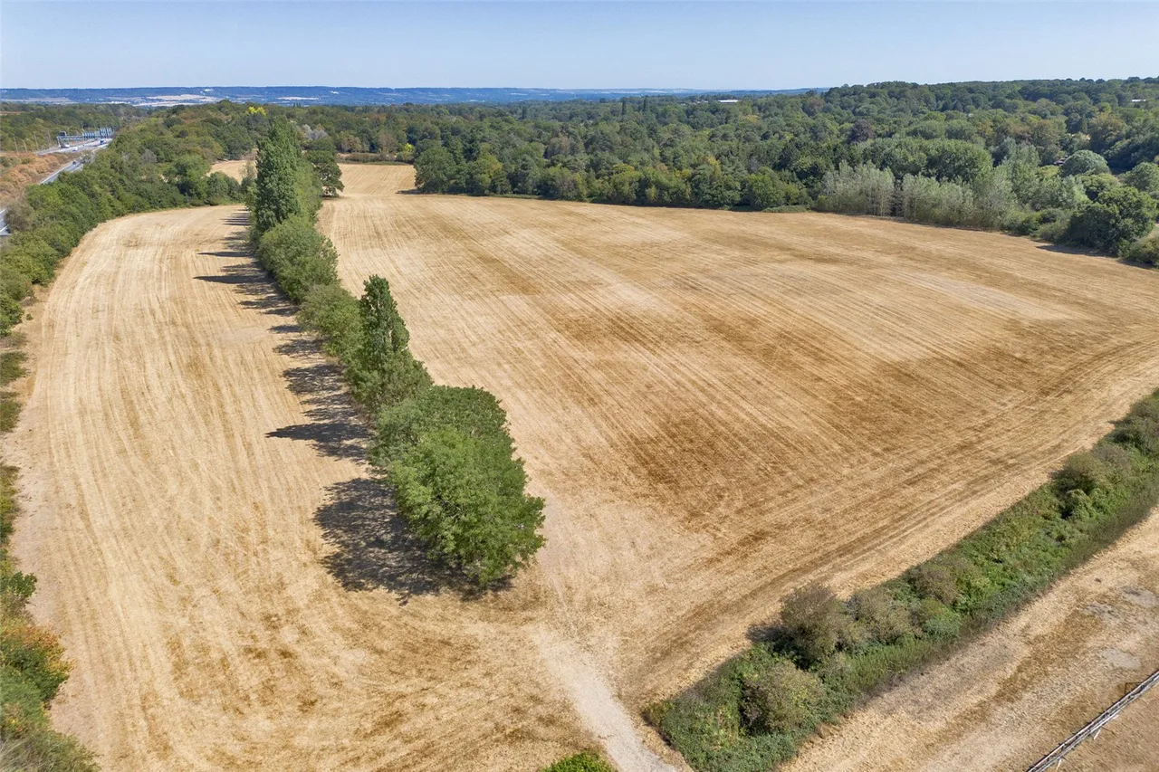 Ford Lane, Wrotham Heath, TN15, photo 31