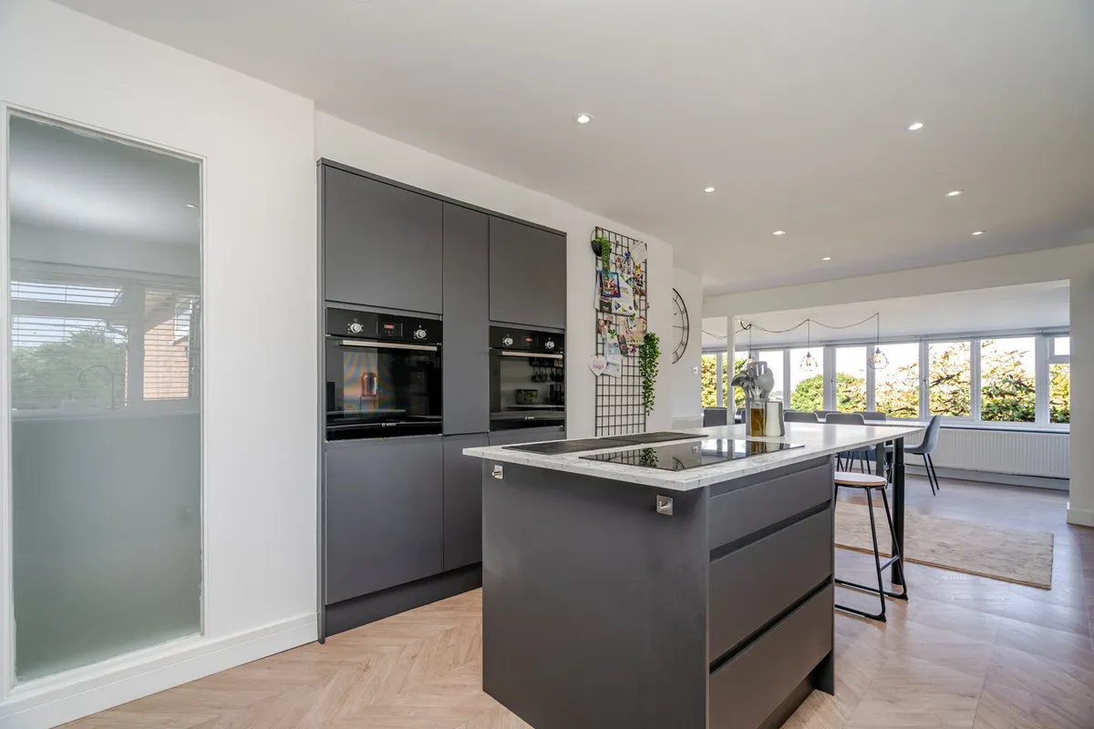 Sewell Lane, Chalk Hill, LU6, photo 3
