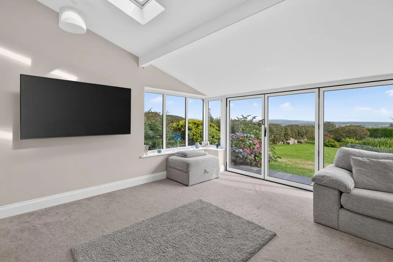 Llanwnda, Goodwick, SA64, photo 11