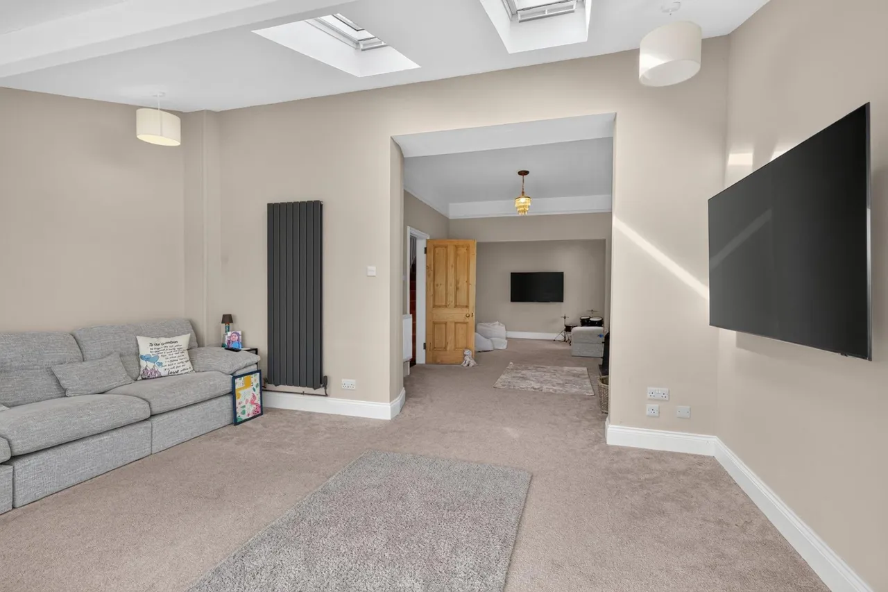 Llanwnda, Goodwick, SA64, photo 12