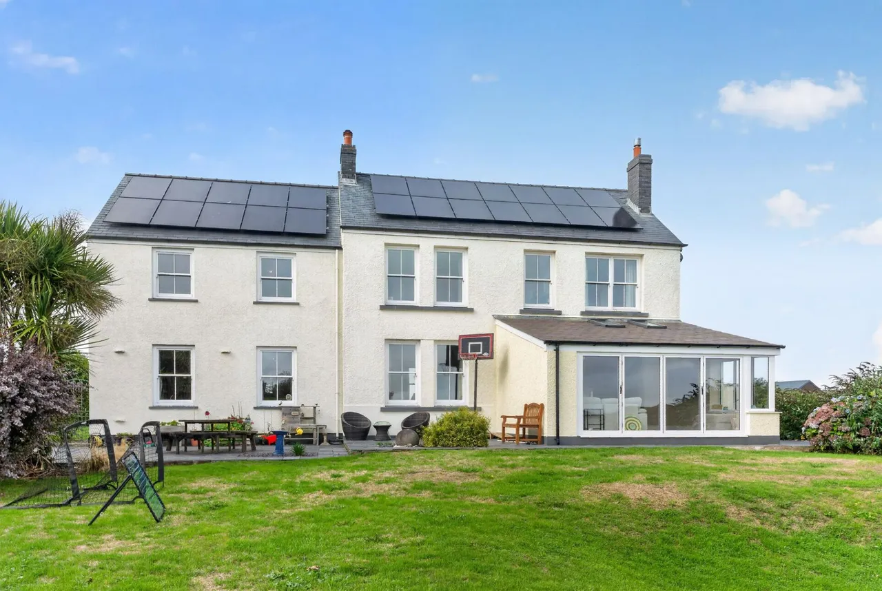 Llanwnda, Goodwick, SA64, photo 52