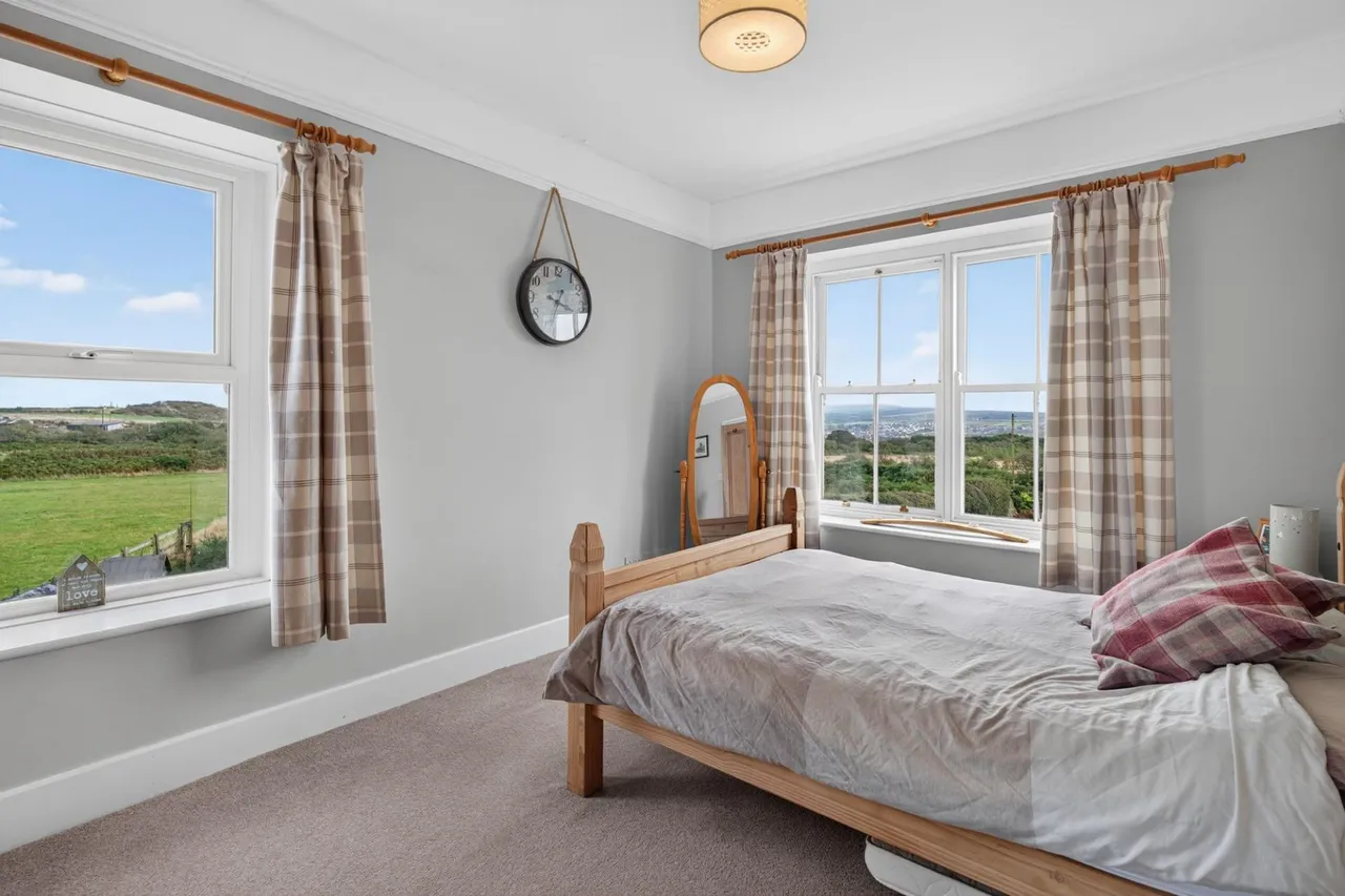 Llanwnda, Goodwick, SA64, photo 36