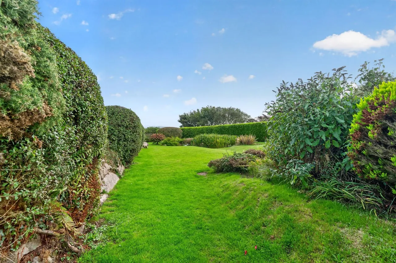 Llanwnda, Goodwick, SA64, photo 75