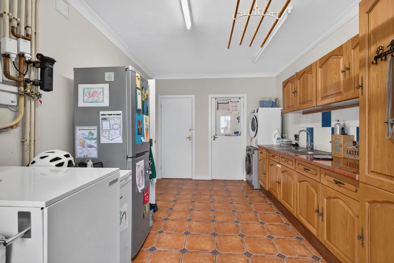 Llanwnda, Goodwick, SA64, photo 25