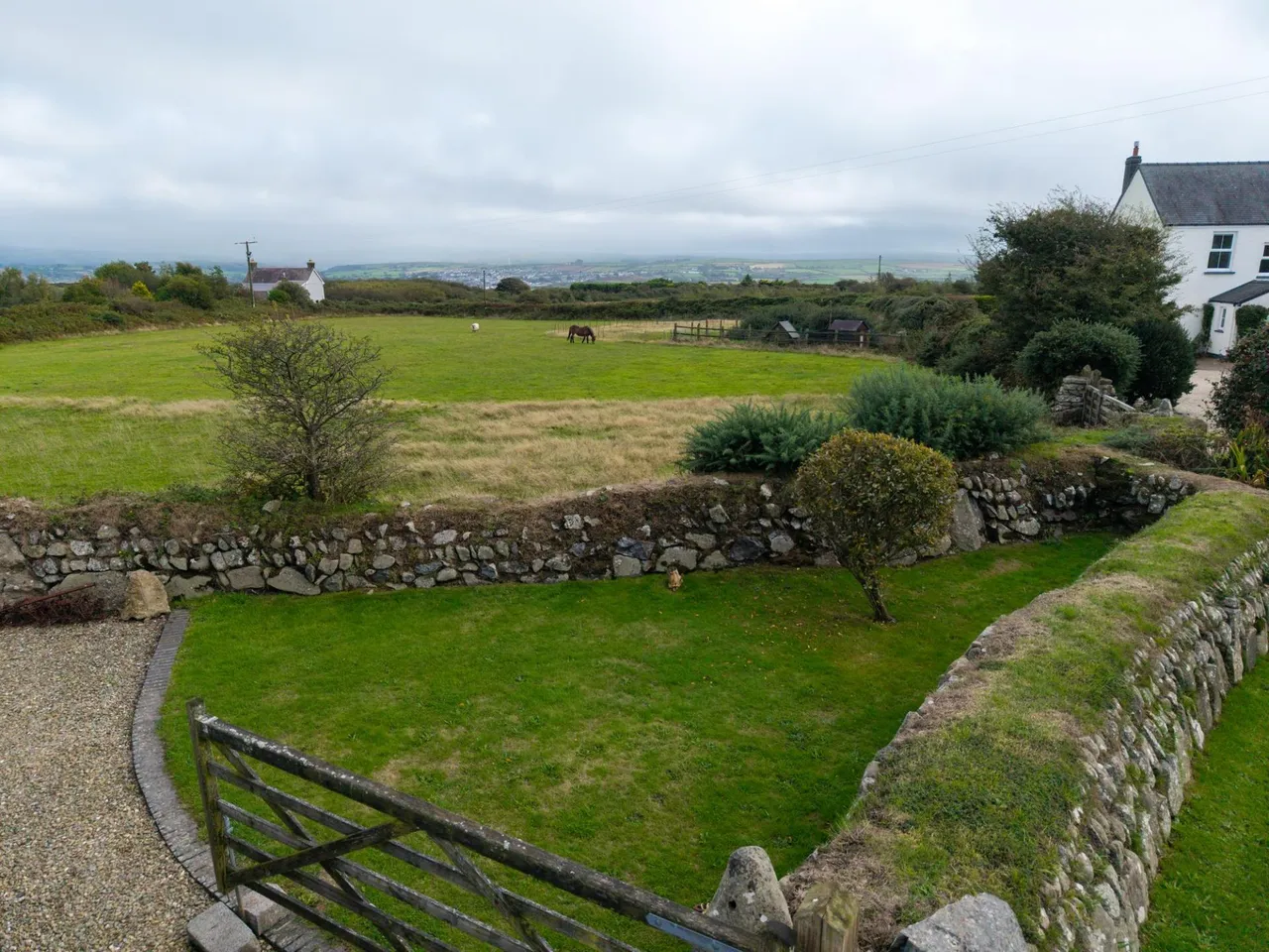 Llanwnda, Goodwick, SA64, photo 88