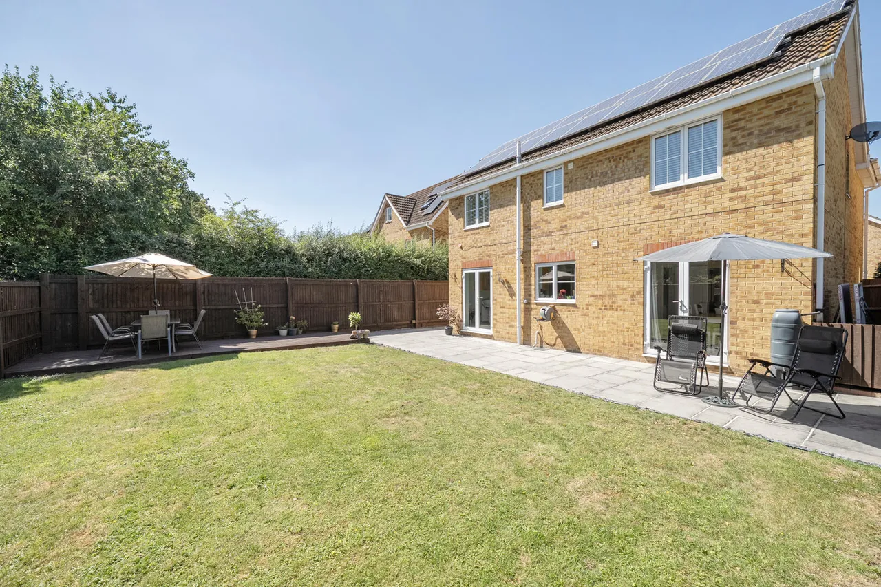 Castell Close, Hilperton, BA14, photo 15