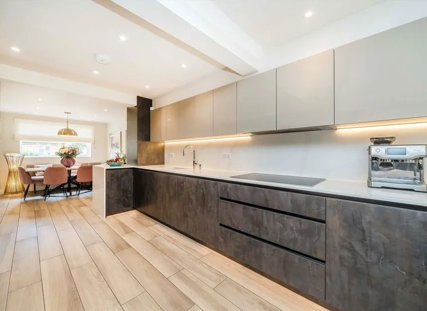 Mandeville Drive, Surbiton, KT6, photo 3