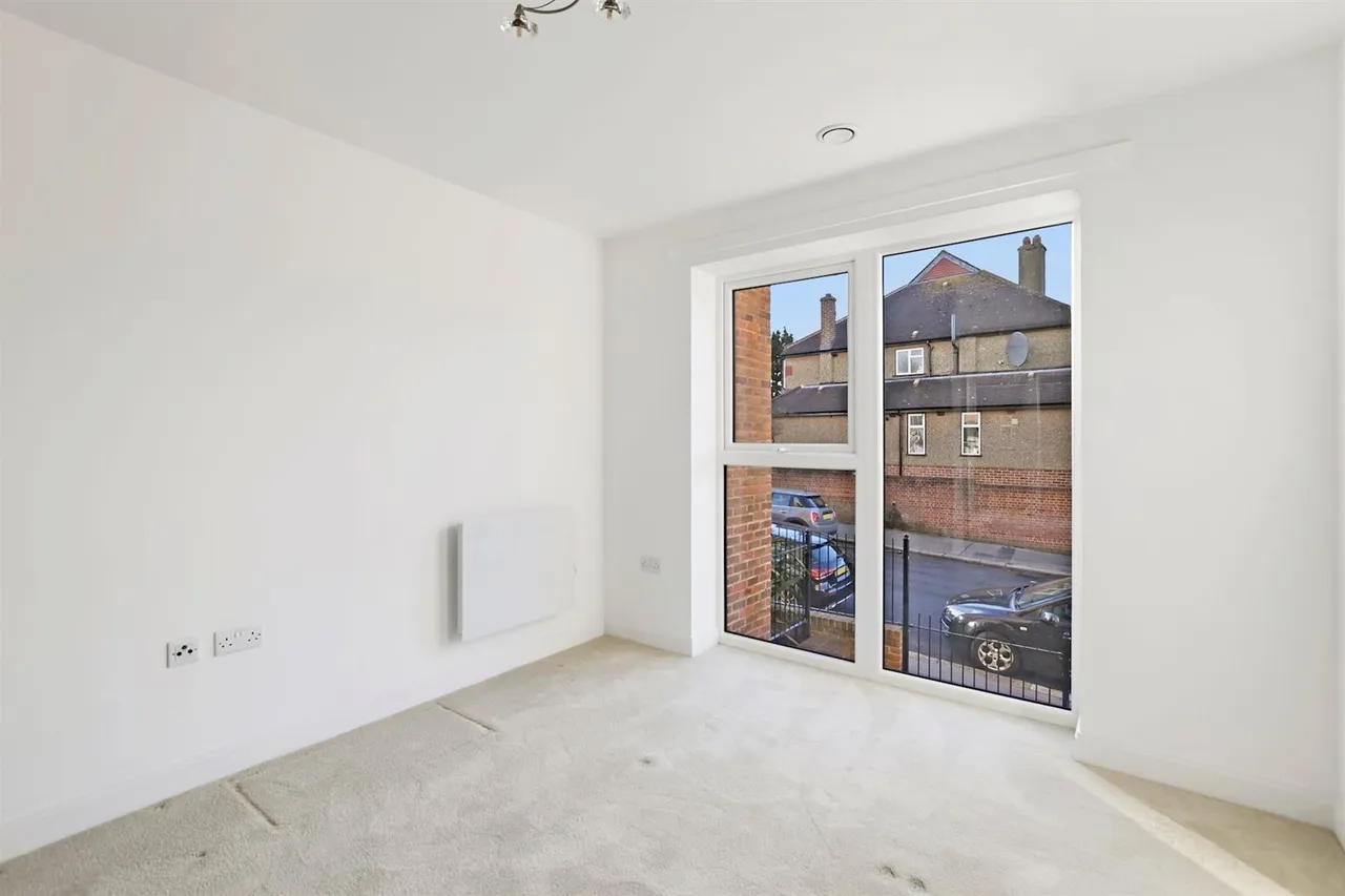 Beulah Hill, Upper Norwood, SE19, photo 9