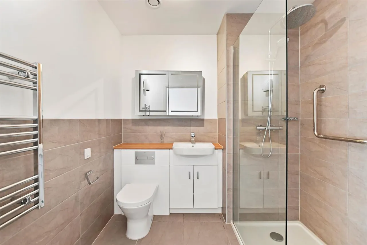 Beulah Hill, Upper Norwood, SE19, photo 6