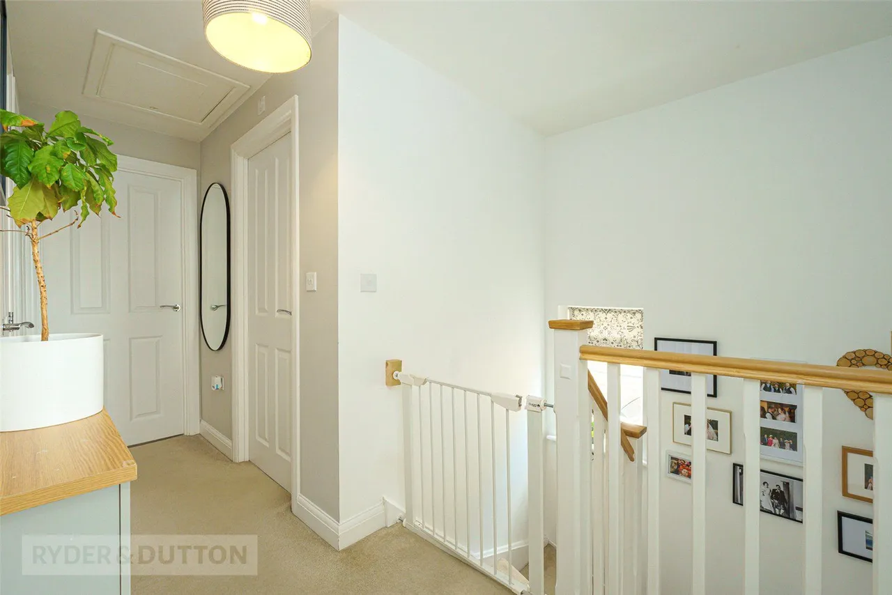 Poppy Gardens, Meltham, HD9, photo 8