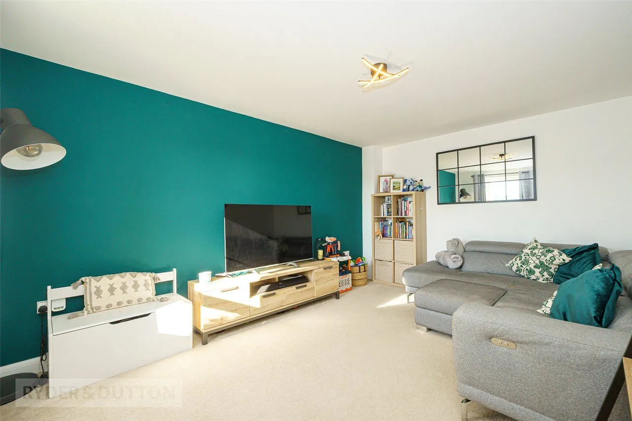 Poppy Gardens, Meltham, HD9, photo 6