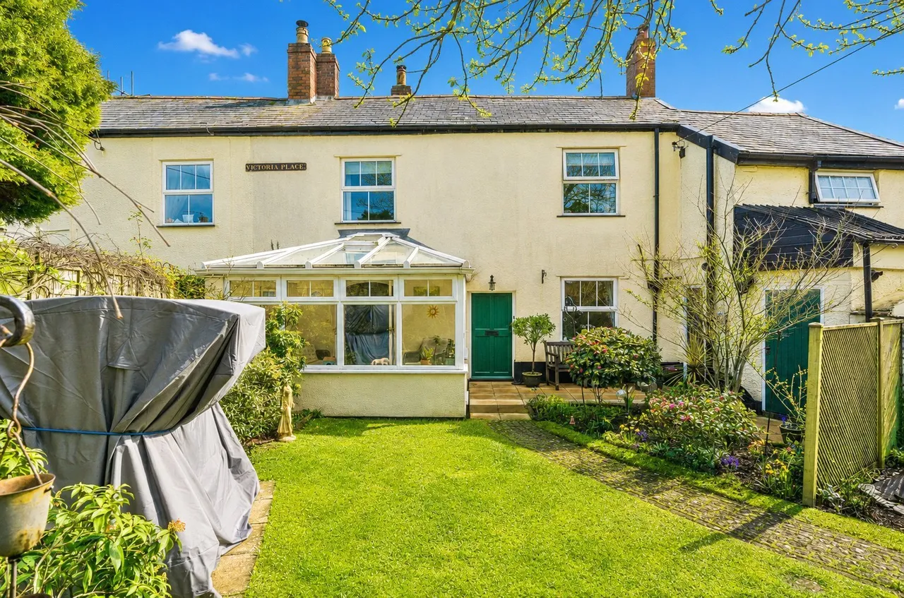 3 bed property for sale — North Street, Ottery St. Mary, Devon, EX11