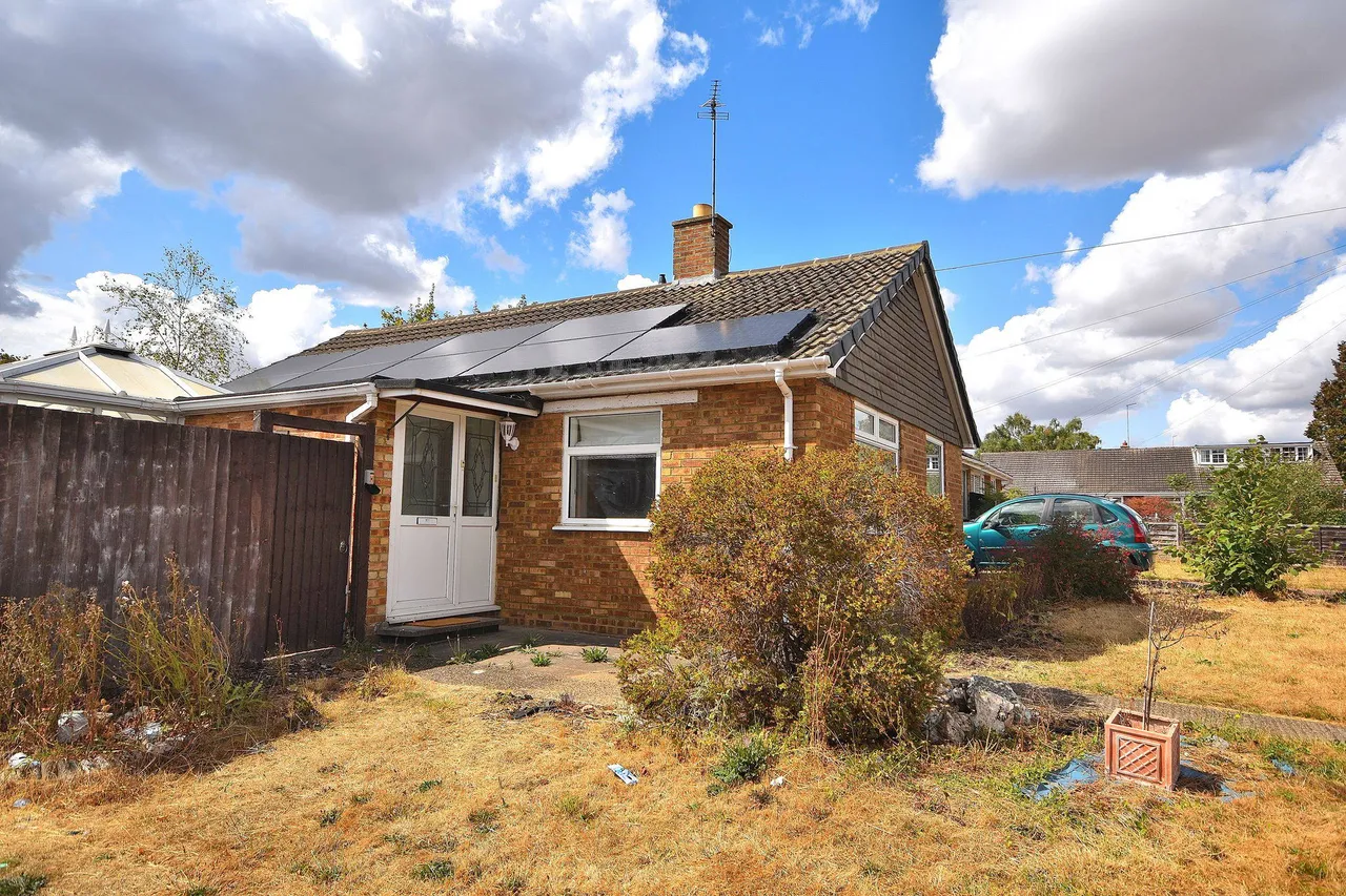 Churchill Avenue, Northampton, NN3 6NY, photo 12