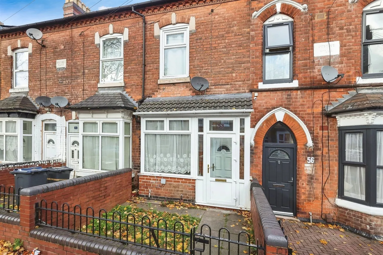 3 bed property to rent — Albert Road, Handsworth, B21 9JY